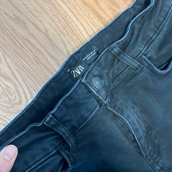 Zara Z1975 Side stripped jeans - Picture 4 of 6